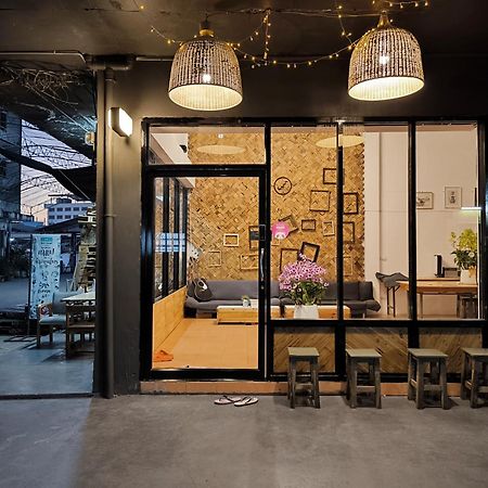 Youyen Hostel Bangkok Ngoại thất bức ảnh