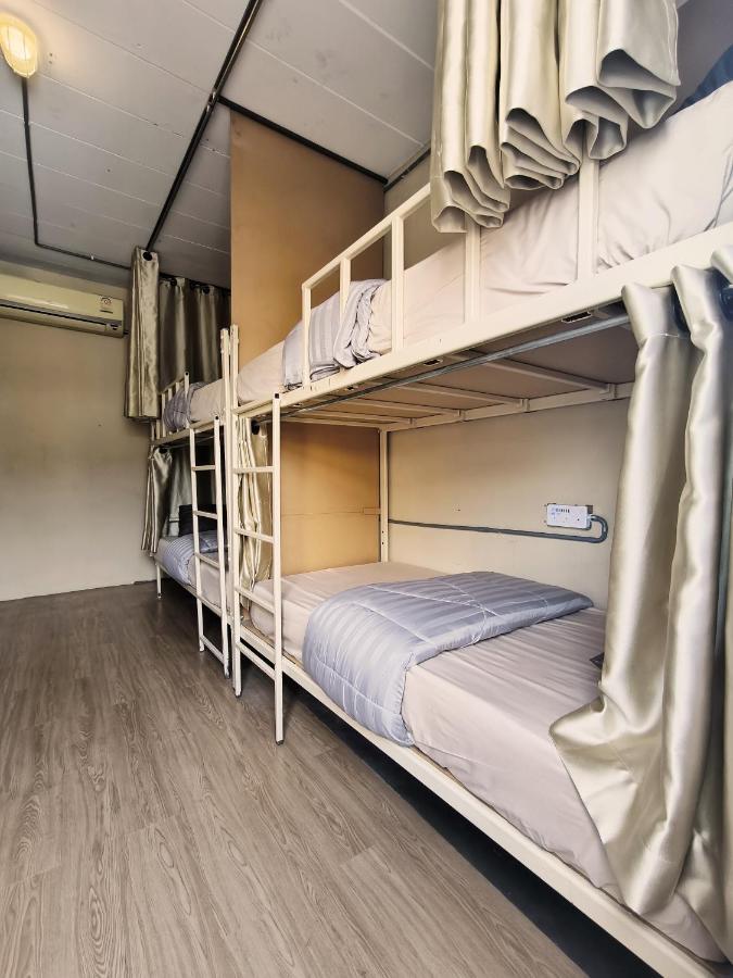 Youyen Hostel Bangkok Ngoại thất bức ảnh