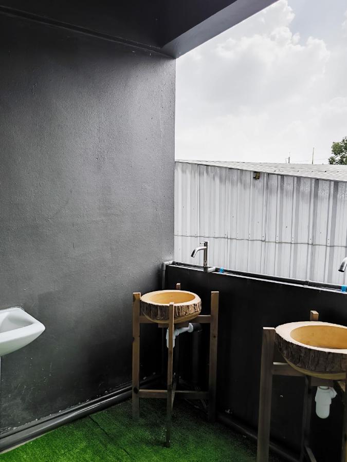 Youyen Hostel Bangkok Ngoại thất bức ảnh
