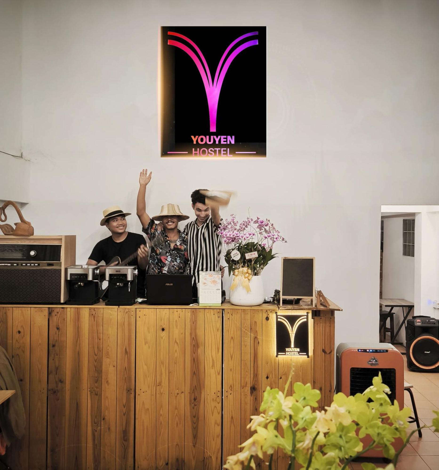 Youyen Hostel Bangkok Ngoại thất bức ảnh