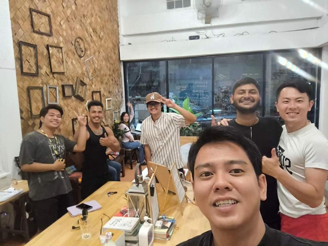 Youyen Hostel Bangkok Ngoại thất bức ảnh